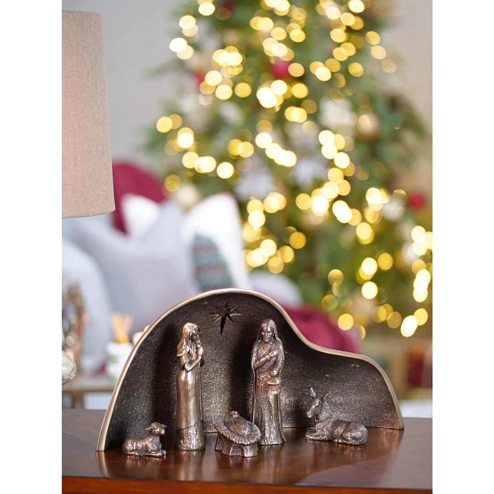 Genesis O'Holy Night Crib nativity scene set