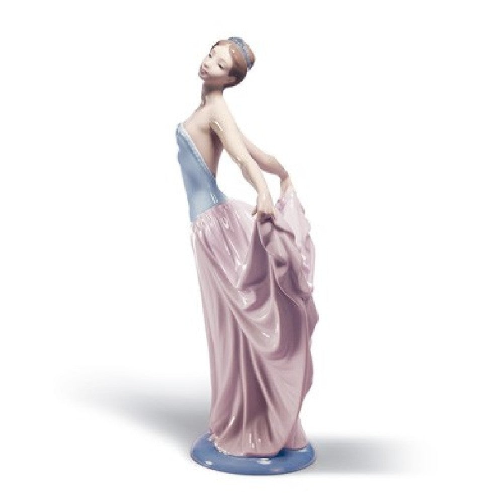 Prima Ballerina Lladro - 01015816 - Entertainment and the Arts Lladro  Figurines & Collectibles